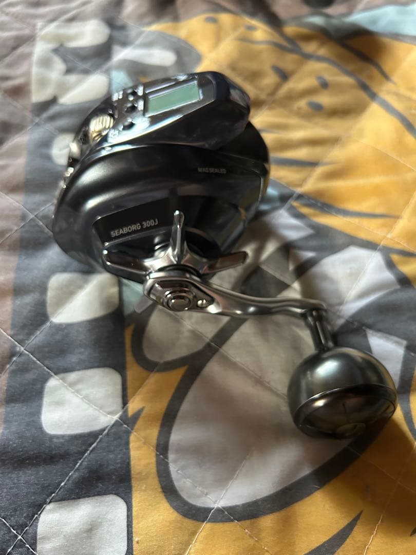 ダイワシーボーグ300J電動リール デジタル表示 ブラック