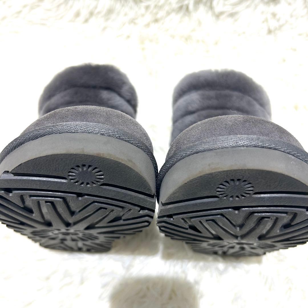美品 UGG アグ フラッフ キルテッド ミニ グレー ムートンブーツ 箱付き