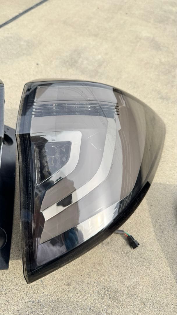 VEZEL スモークLEDテールランプ　シーケンシャル　ヴェゼル RU1 RU3