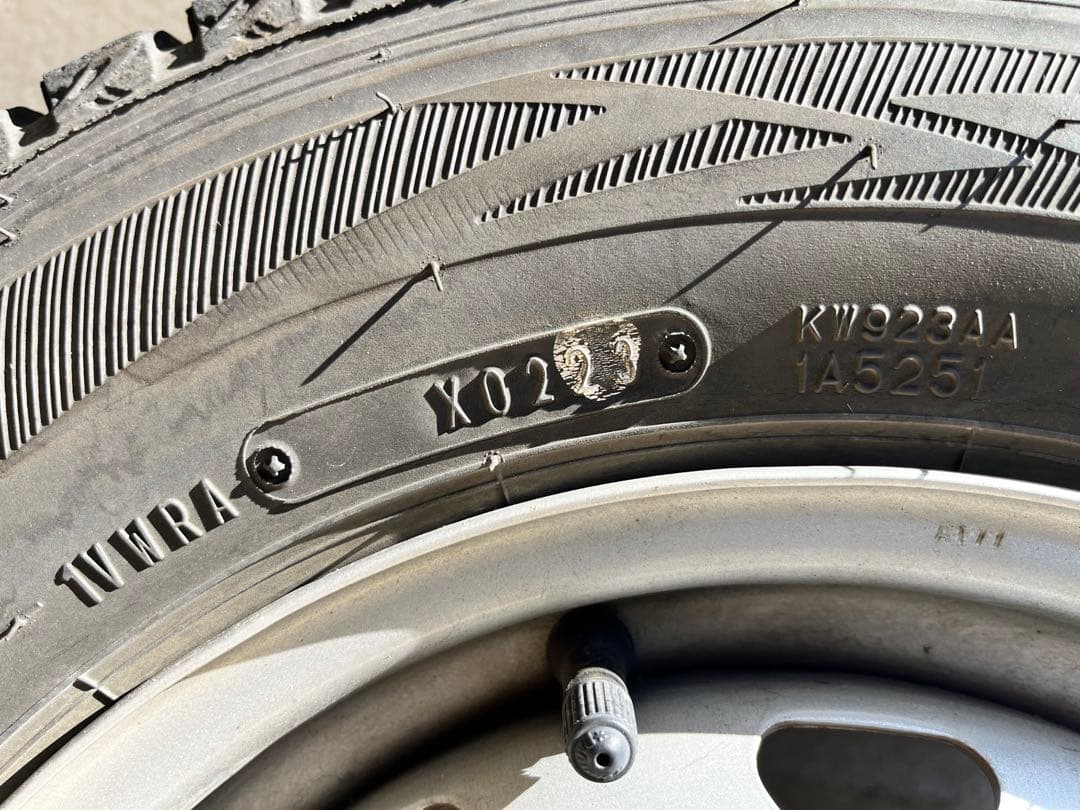 DUNLOP ウィンターマックス 12インチの冬用タイヤセット