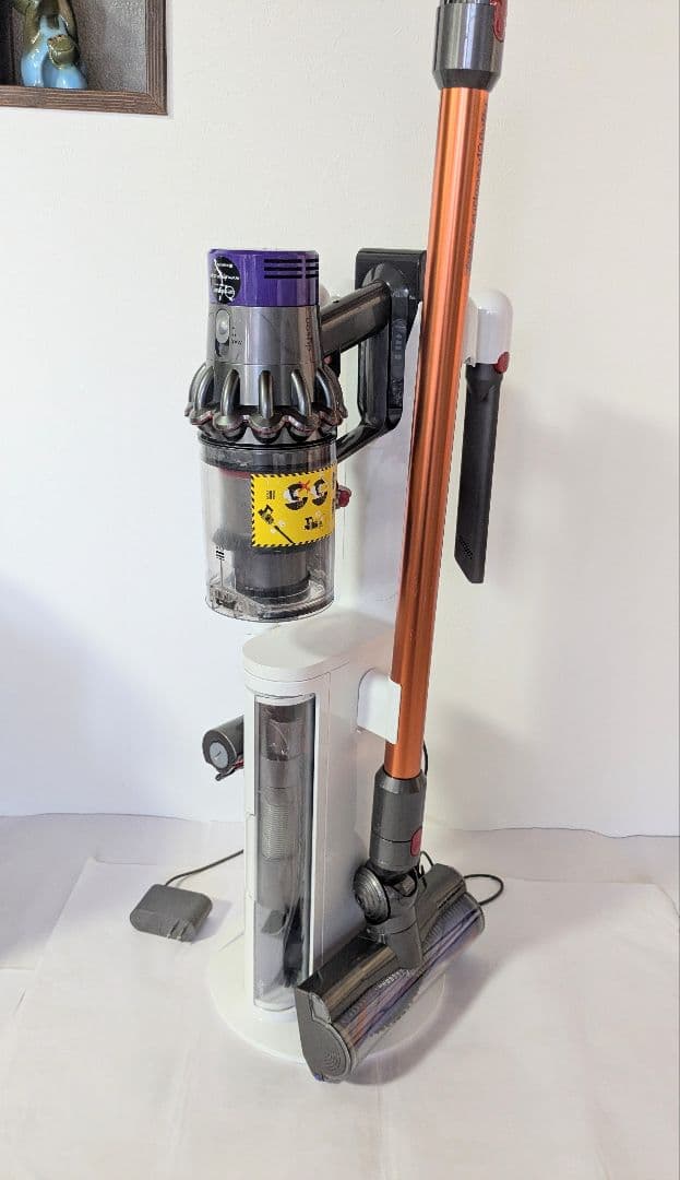 【60分稼働】ダイソン掃除機V10 スタンド(フロアドック)付き　⑪