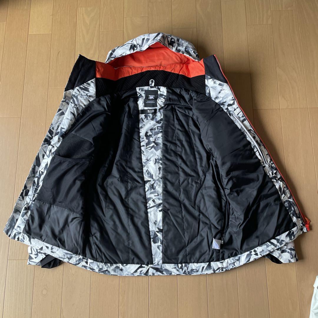 デサントDESCENTEスキーウェア　上下セット　デモチーム　中古　サイズL