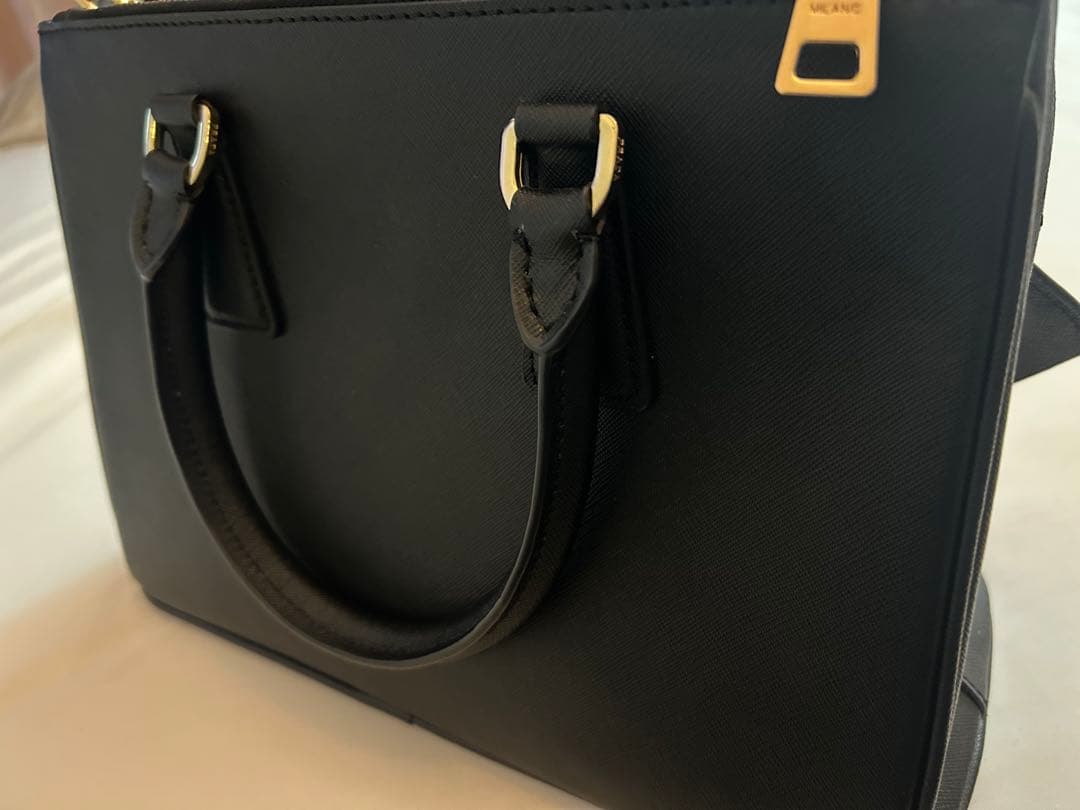 ブラック レザー ショルダーバッグ