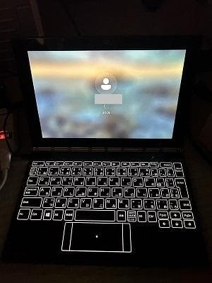 Lenovo YOGA BOOK 　【Windows11 Pro認証】