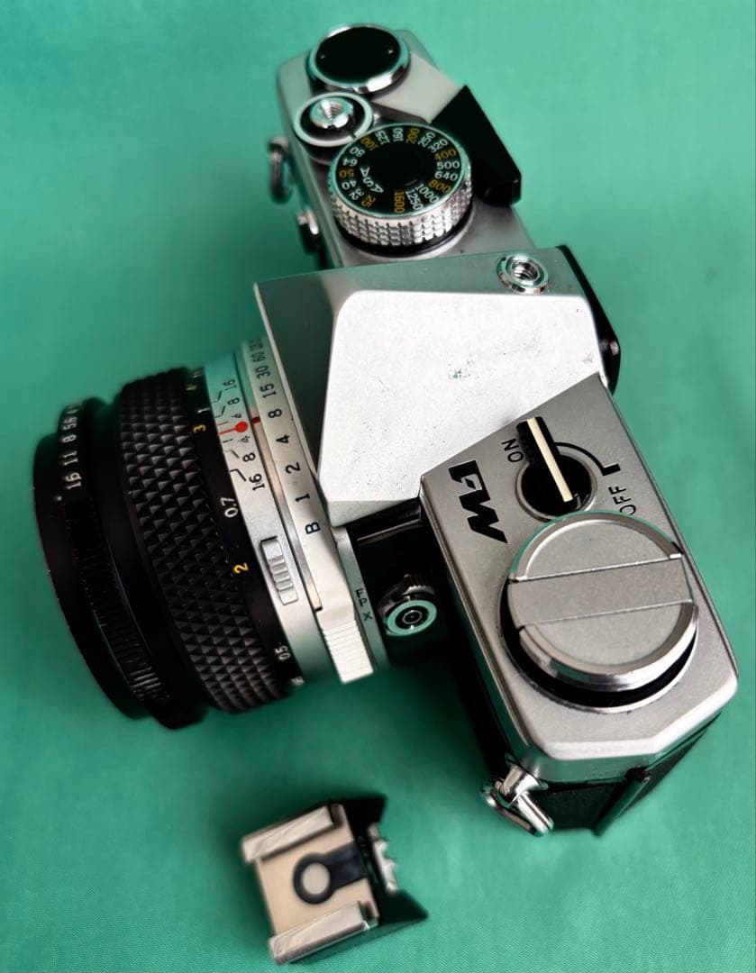 ★ OLYMPUS M-1 (革ケース付) + ★M-SYSTEM 50mm