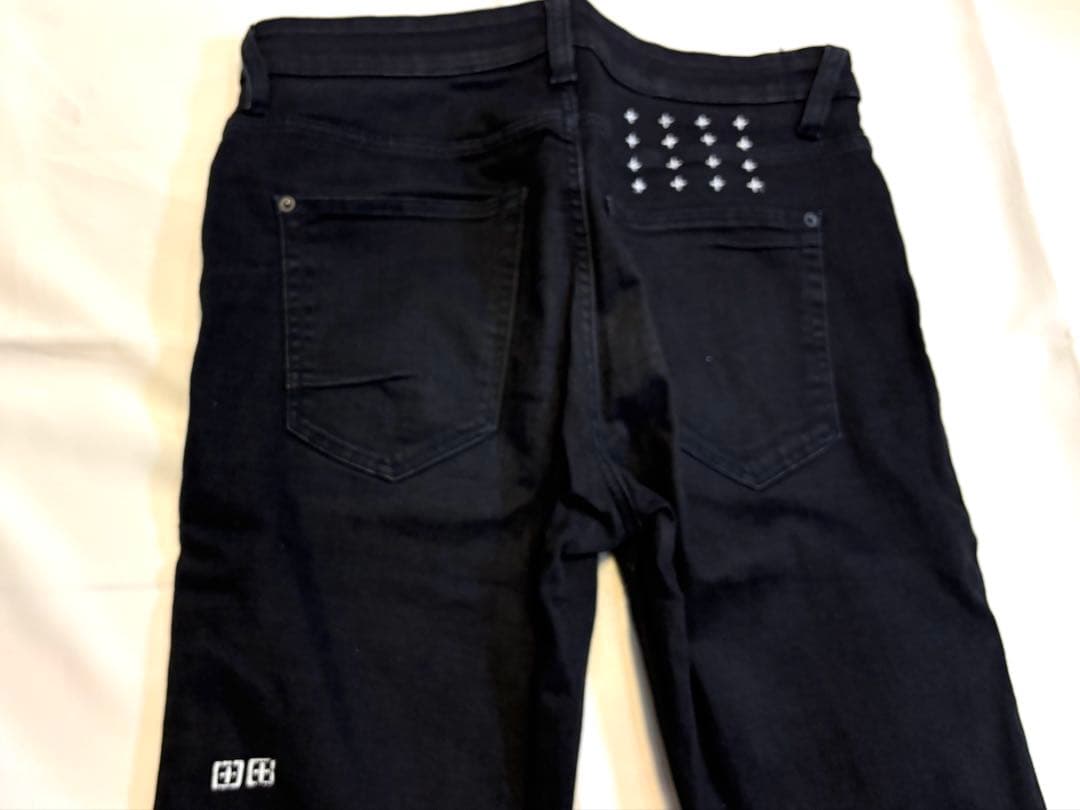 あ　KSUBI ブラック スキニーデニム ジーンズ サイズ30　②