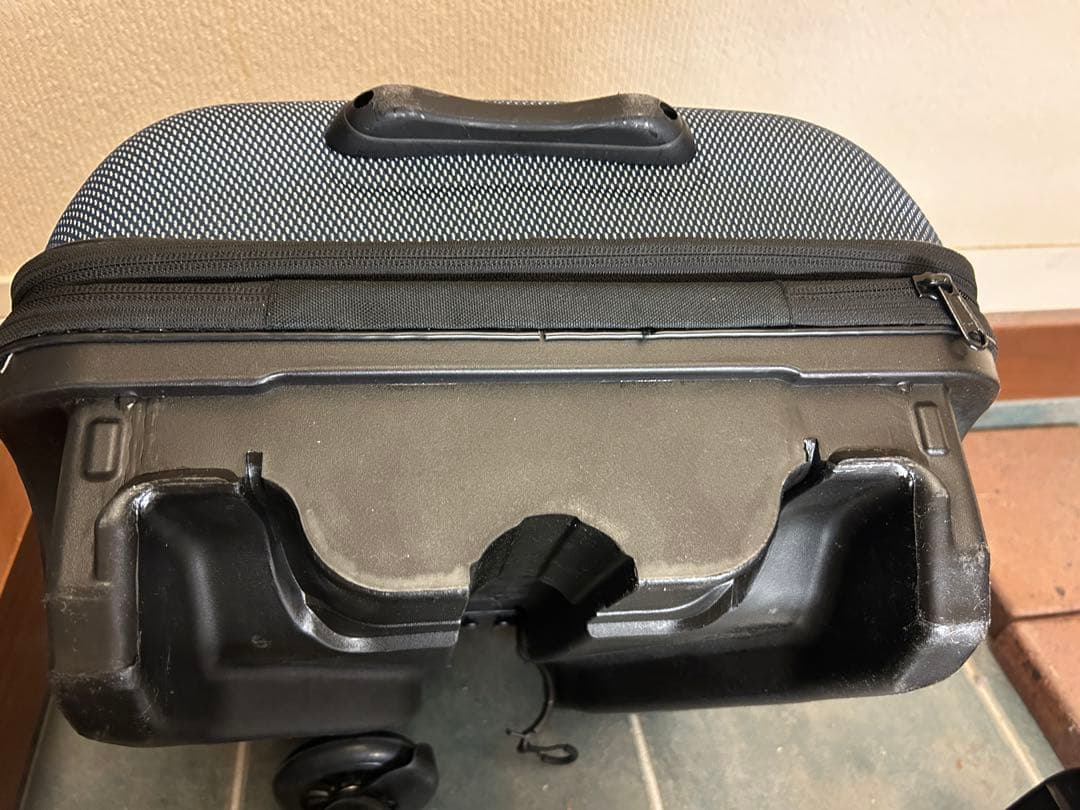 ⭐︎専用⭐︎子供を乗せれるQ-BOXキャリーカート＋トラベルポーチ