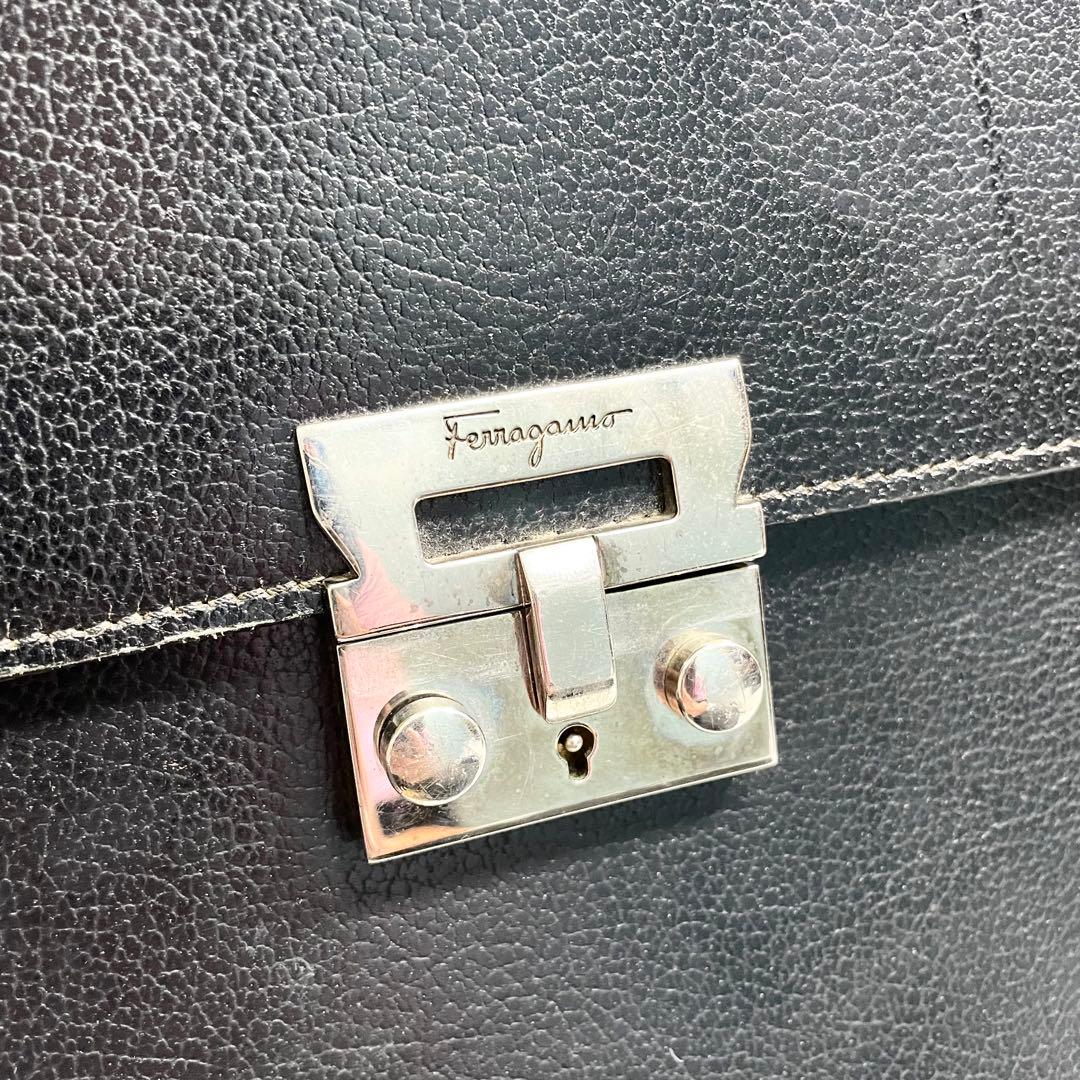 フェラガモ 2way ブリーフケース ビジネスバッグ 金具 大容量 多機能 A4