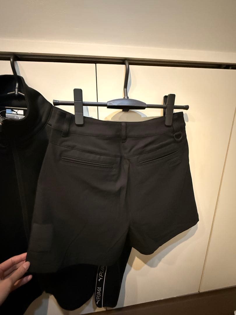 PUMA ブラック ジャケットとショーツセット