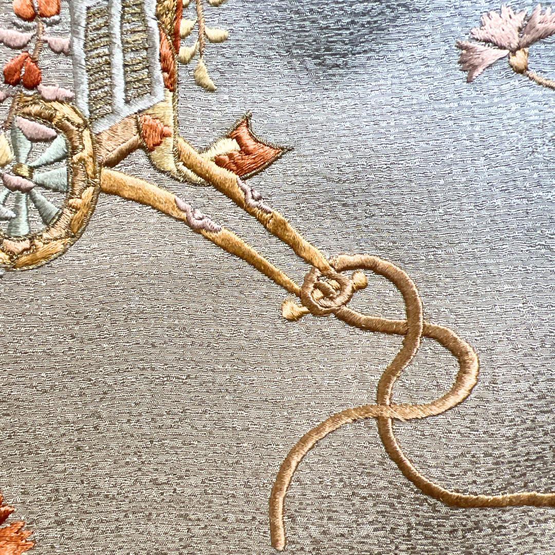 未着用　付け下げ　刺繍　御所車　松　竹　花　紋無し　着物　123b d ms