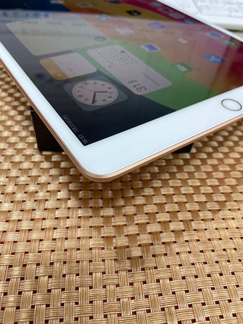 iPad Air 第3世代 64 GB ローズゴールドMUUL2J/A【1824