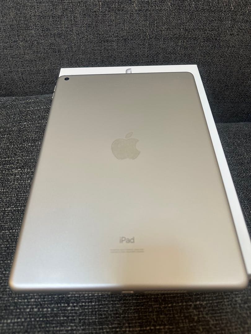 Apple iPad 7th シルバー 32BG 美品