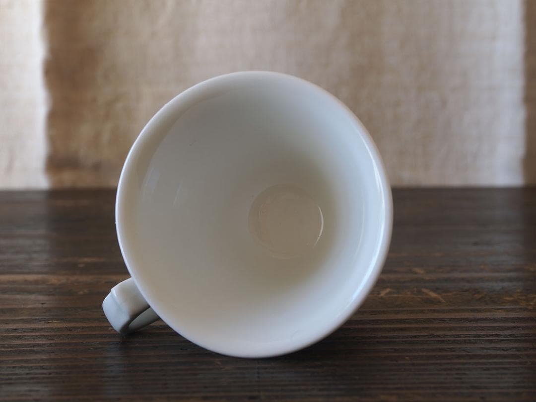 白いブリュロカップ 陶器 ビストロ 厚底カップ コーヒーカップ /K410