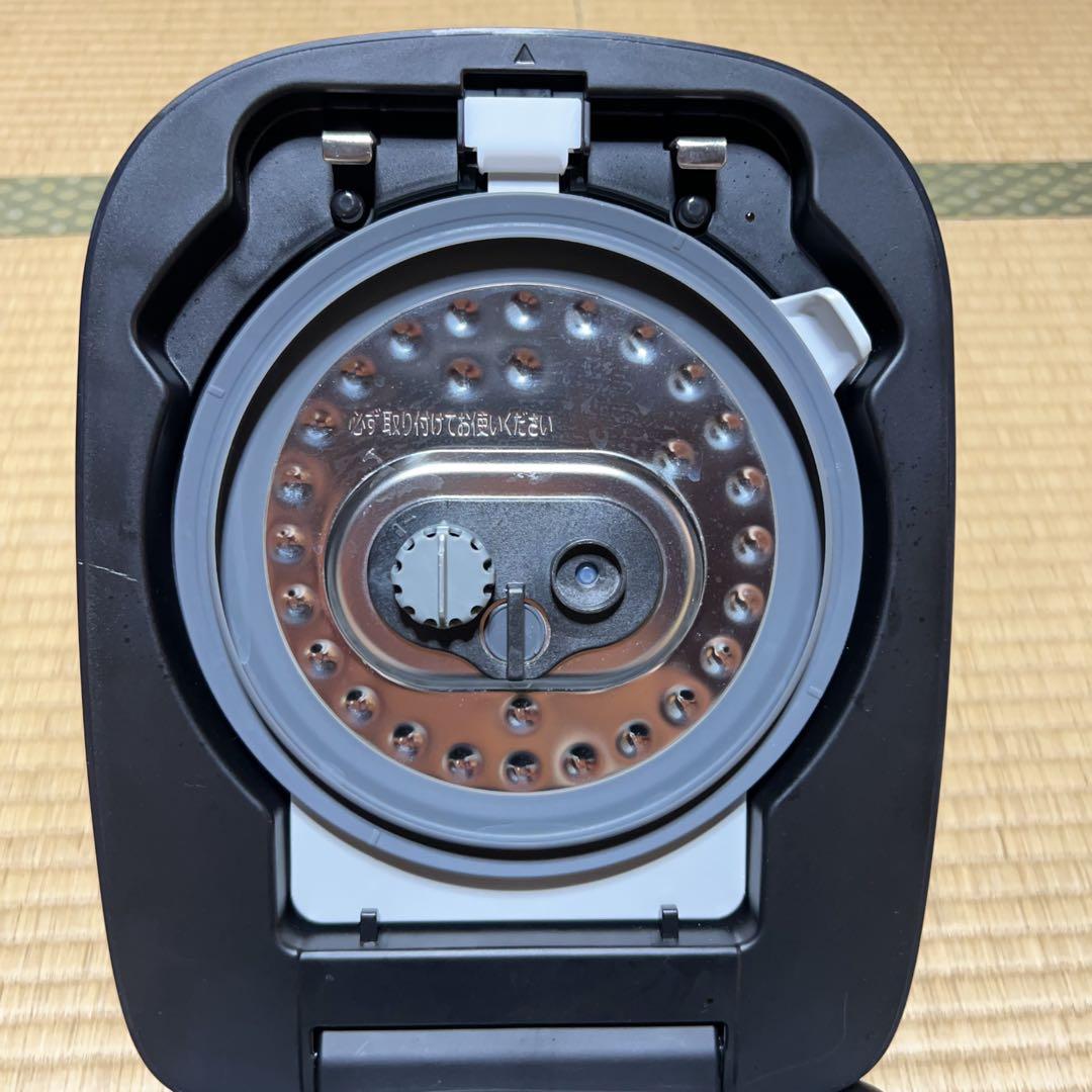 東芝TOSHIBA 圧力IHジャー炊飯器　黒　ブラック　RC-6PXV 23年製