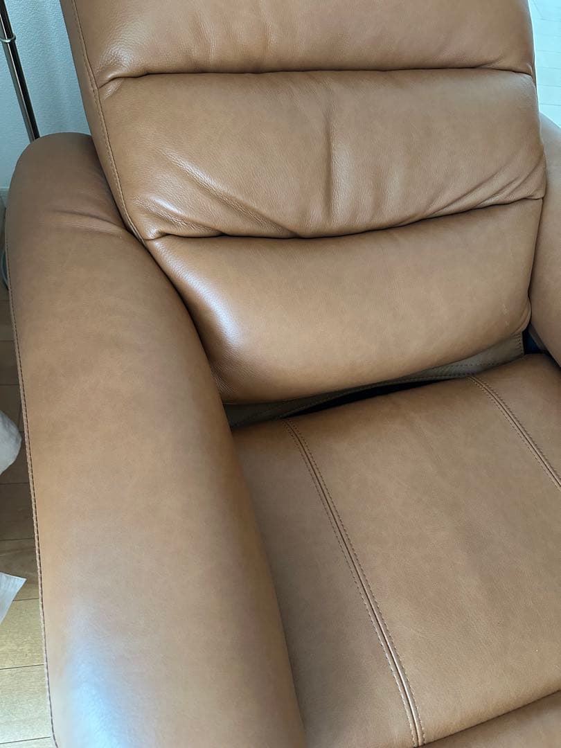 piyokoページです！ 本革　電動リクライニングソファ①②