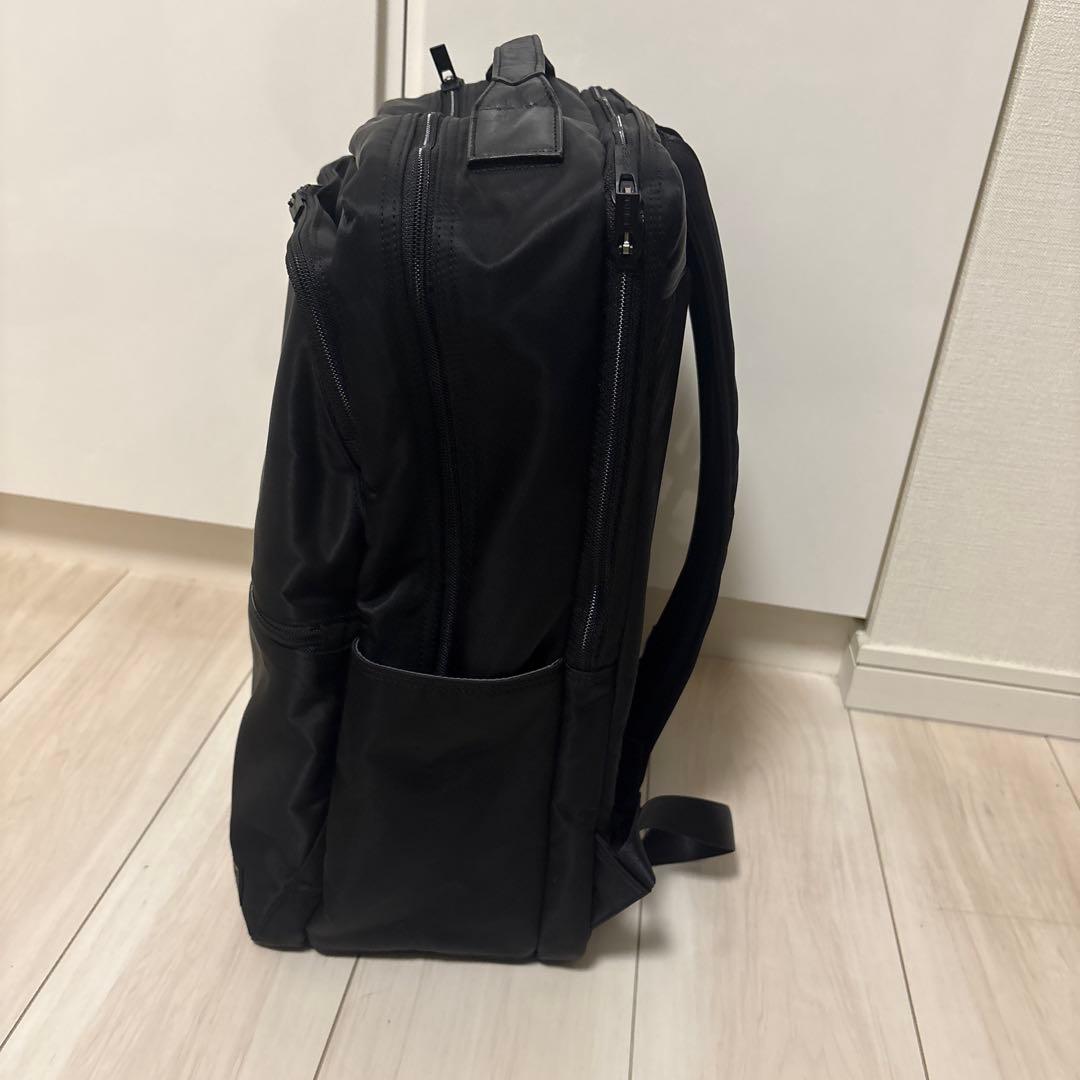 【ポーター】TIME DAYPACK ブラック B4サイズ 15インチ