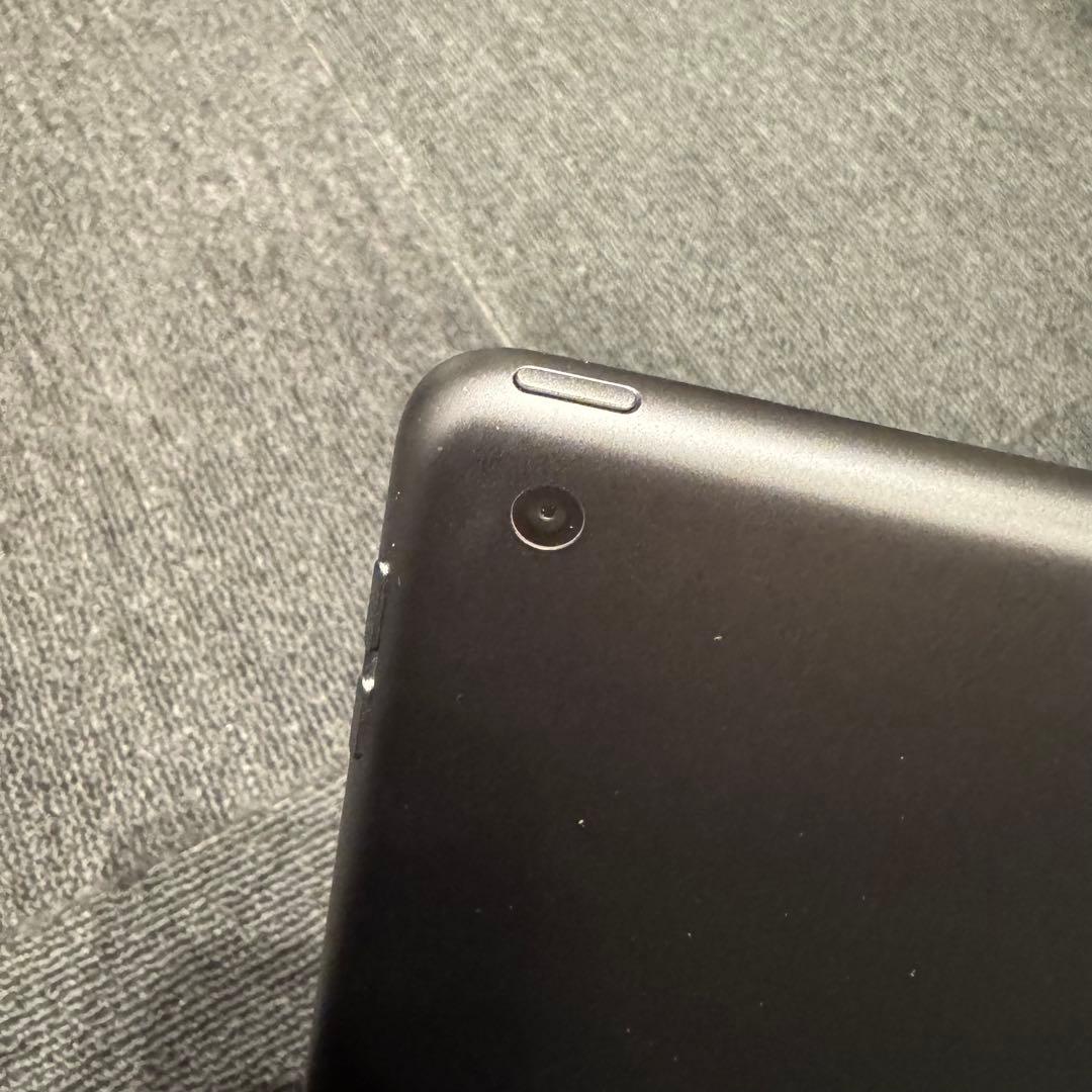 iPad 第7世代 32GBスペースグレイWi-Fiモデル