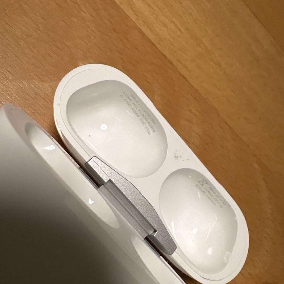 AirPods Pro 第二世代　中古　A3047両耳あり