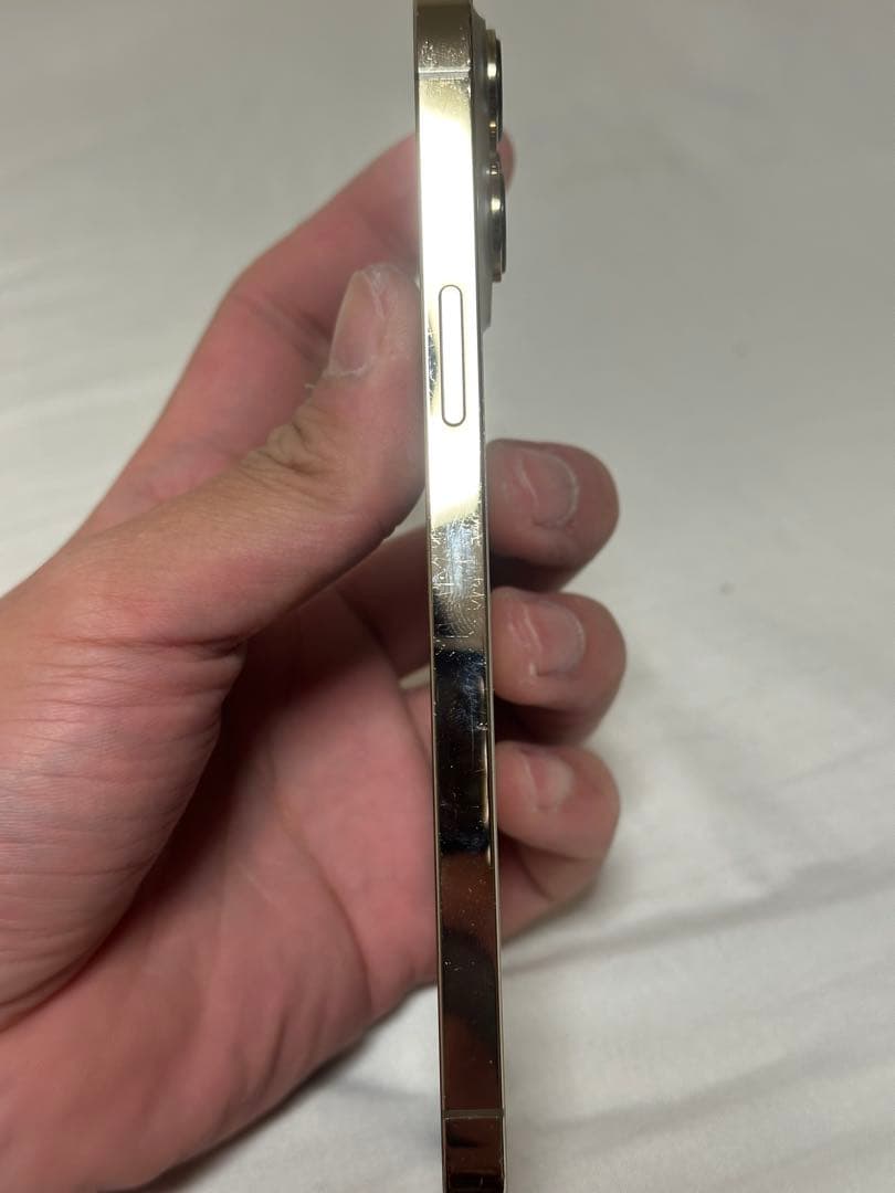Apple iPhone 13 Pro Max ゴールド 本体