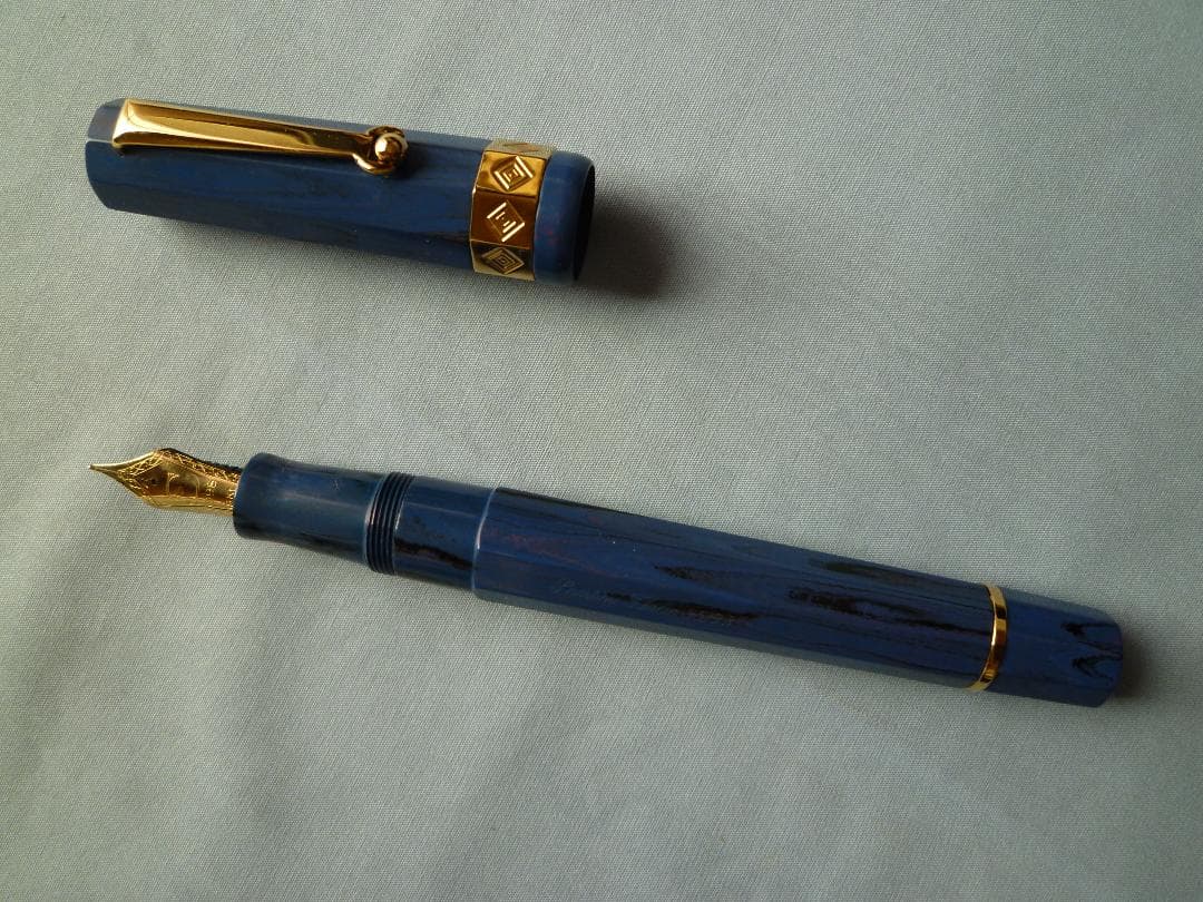 Santini　Nonagon　18K M　独逸製ブルーエボナイト軸