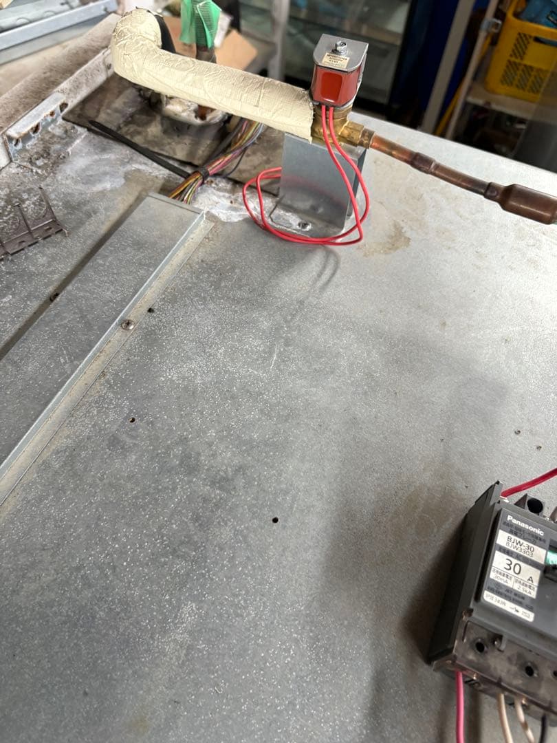 ★冷凍リーチインショーケース LRZ-275A（2枚扉）1108L