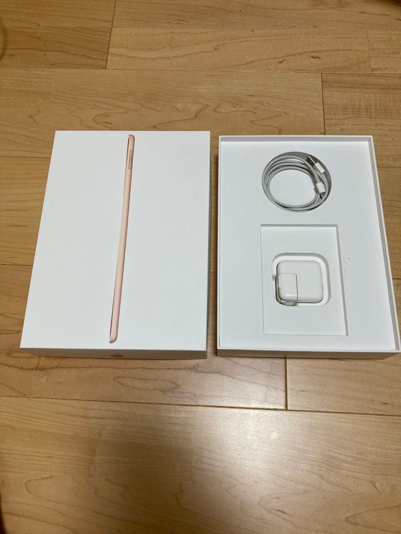 Apple iPad ゴールド 本体 第六世代　32GB wifiモデル