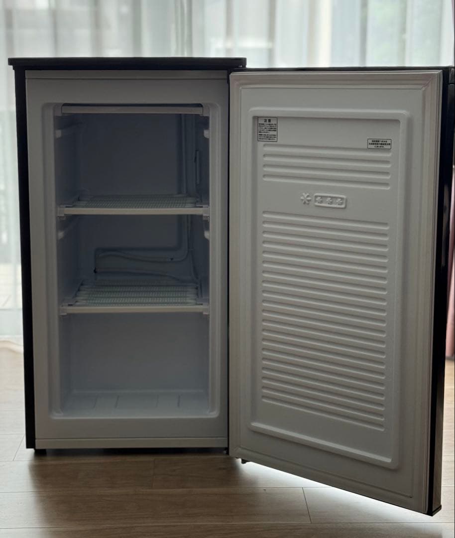 冷凍庫 小型 アイリスオーヤマ 60L ブラック