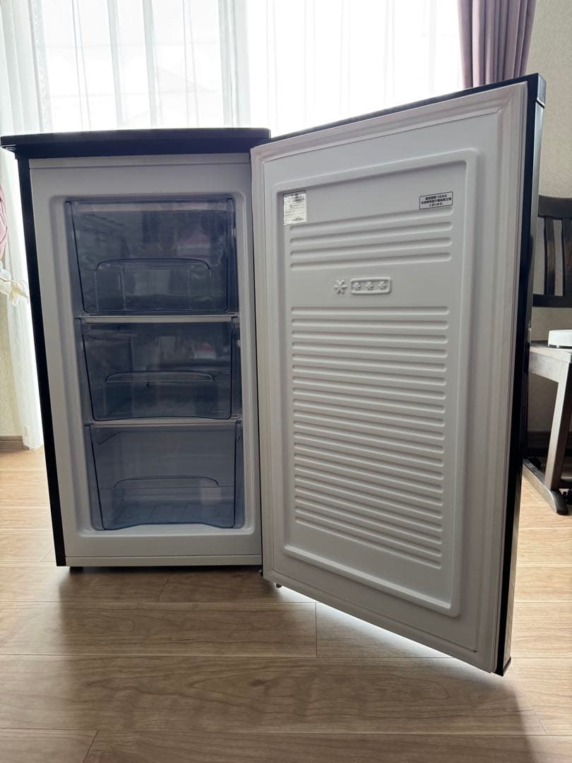 冷凍庫 小型 アイリスオーヤマ 60L ブラック