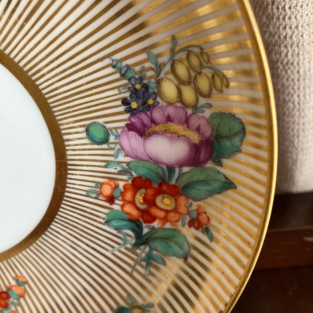 ニンフェンブルグ　アンティーク　ストライプと花束のトリオ