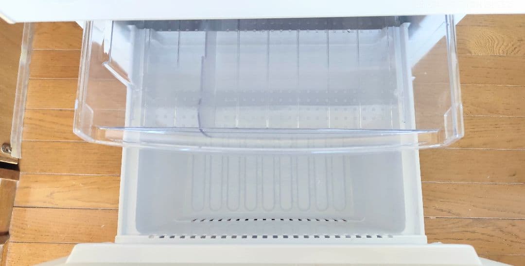 Beso どっちもドア冷蔵庫（137L）近隣配送無料＋保証＋設置込