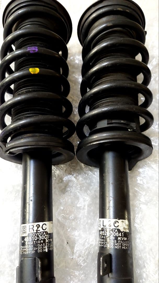 【けい】GWS214 クラウンマジェスタ 純正サスペンション