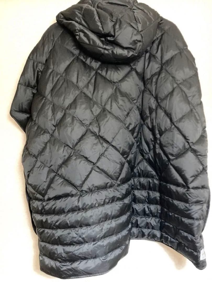 MaxMara THE CUBE テクニカルキャンバスフーディケープS