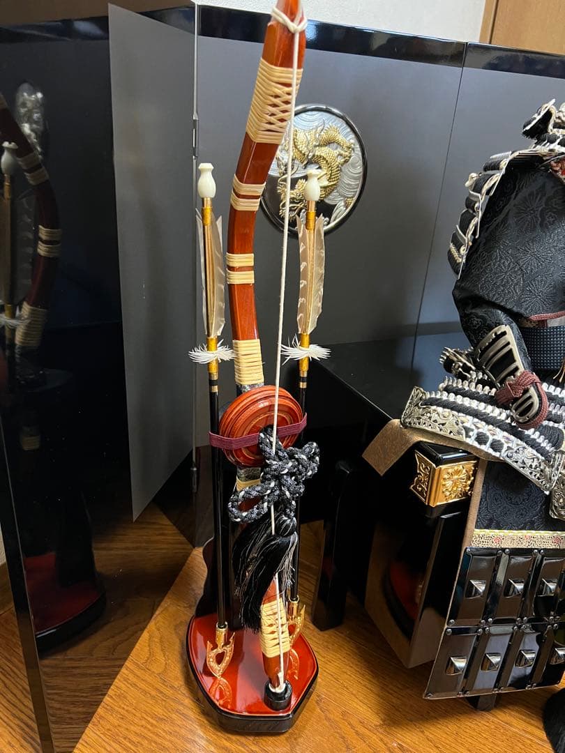 五月人形　いぶし銀昇龍鎧飾り　大和