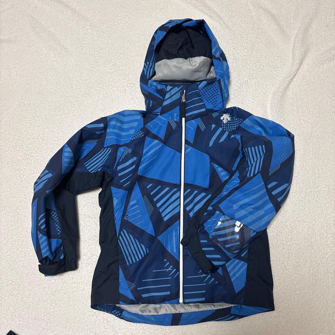 スノボウェア上下セット　140サイズ