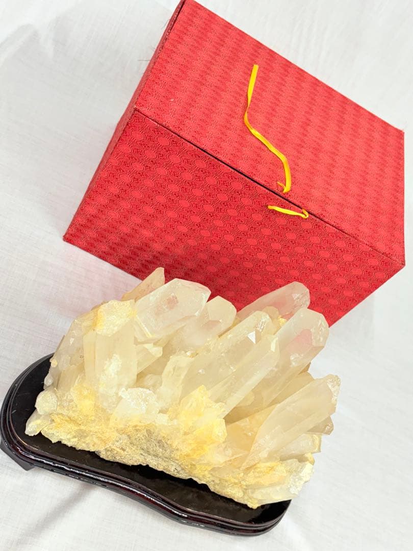 11㎏　希少 水晶 超特大クラスター　天然　イエロー　クリスタル　原石