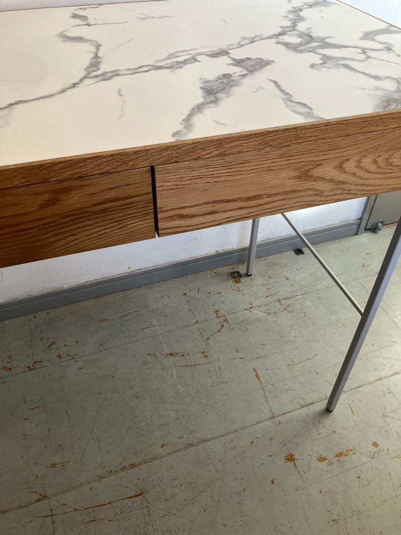 a.depeche POL desk 900 wide マーブル、ユロップグレー