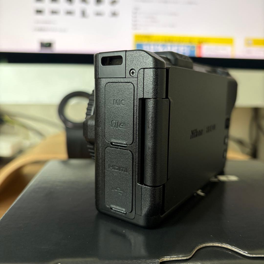 Nikon ZR L型グリップ＋追加バッテリーセット
