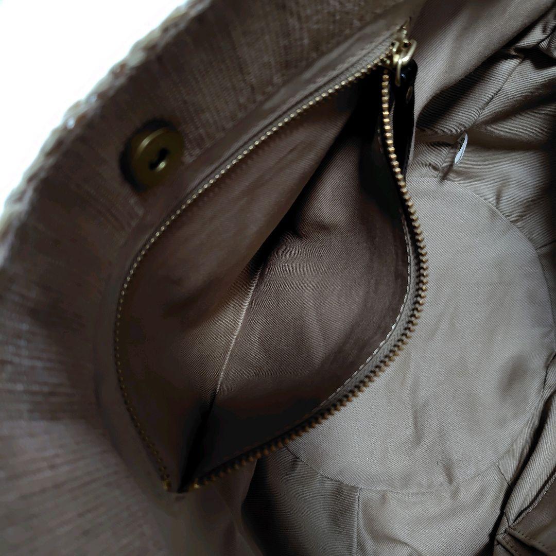 美品　ヴィオラドーロ　カゴバッグ　ラフィアトートバッグ 2way 黒　タッセル