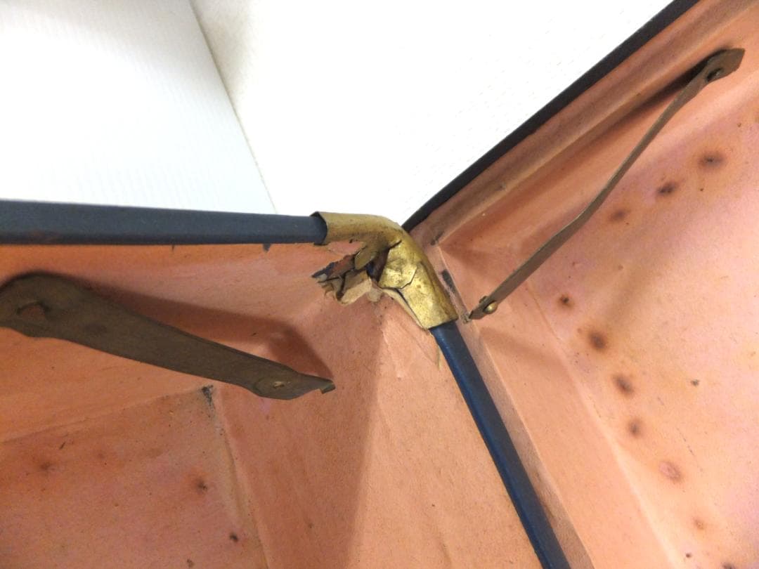 D543 軍物 プロペラ 翼 旭日 マーク 旧日本軍 トランク 鞄 アンティーク