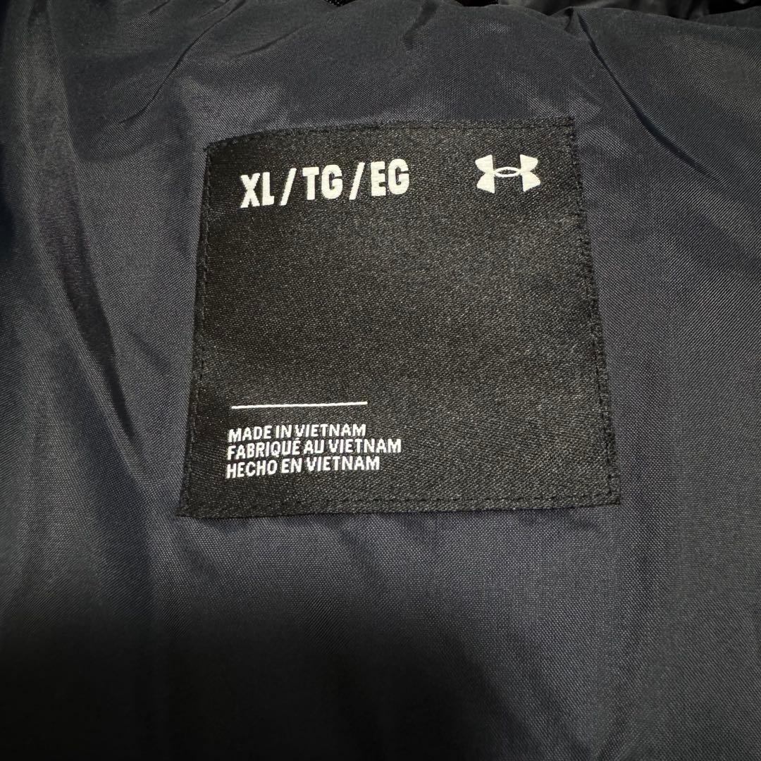 【希少！極美品‼︎】UNDER ARMOUR フード付きダウンジャケット XL