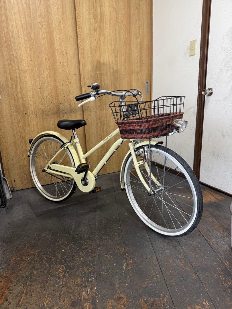 中古車　イノベーションファクトリーJr　22インチ　LEDダイナモライト　美品