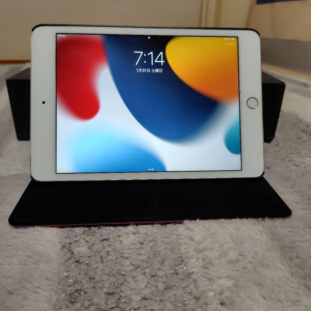 iPadmini 第4世代 Wi-Fi + Cellular au版 ケース付