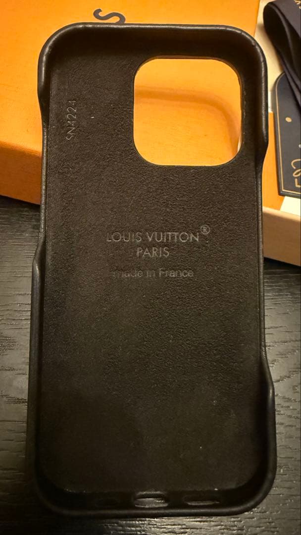 LOUIS VUITTON iPhone 16proケース モノグラム