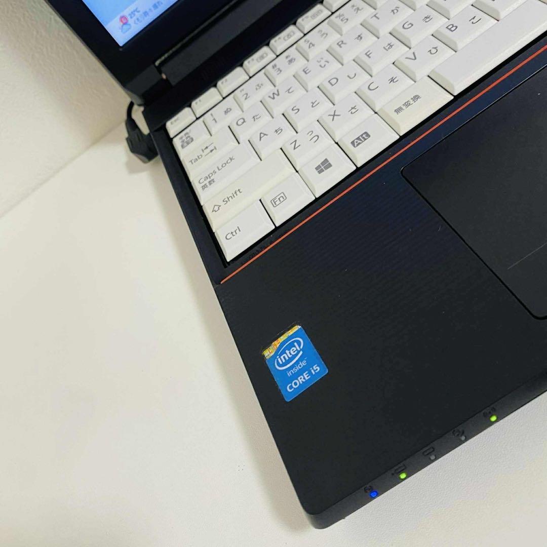 Y850 Fujitsuノートパソコンi5高速SSDサクサク動くWindow11