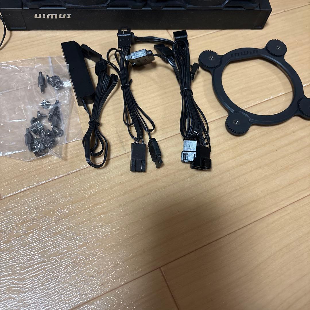 inwin 240mm 水冷クーラー + 120mmファン x4