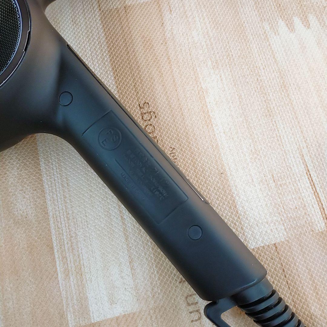 ほぼ未使用○ホリスティックキュア マグネット ヘアプロ ドライヤー ゼロ