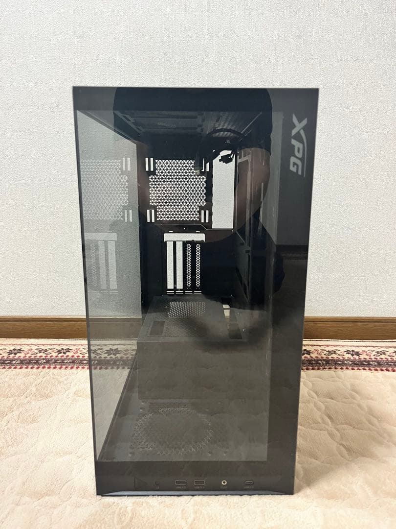 【美品】XPG Invader X 自作PCケース ピラーレス強化ガラス