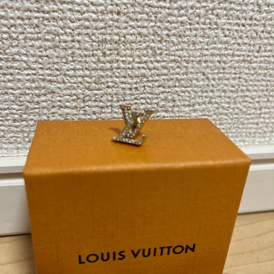 ルイヴィトン　片耳ピアス
