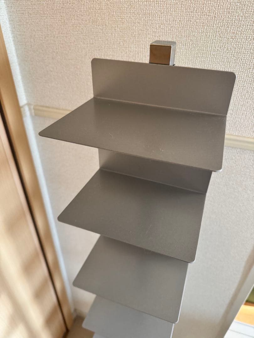 足立製作所　ブックタワー　8段