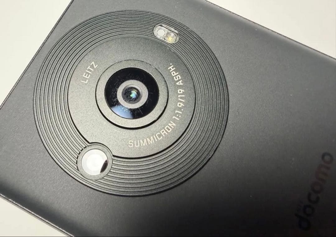 Aquos R8 pro docomo 256gb ブラック